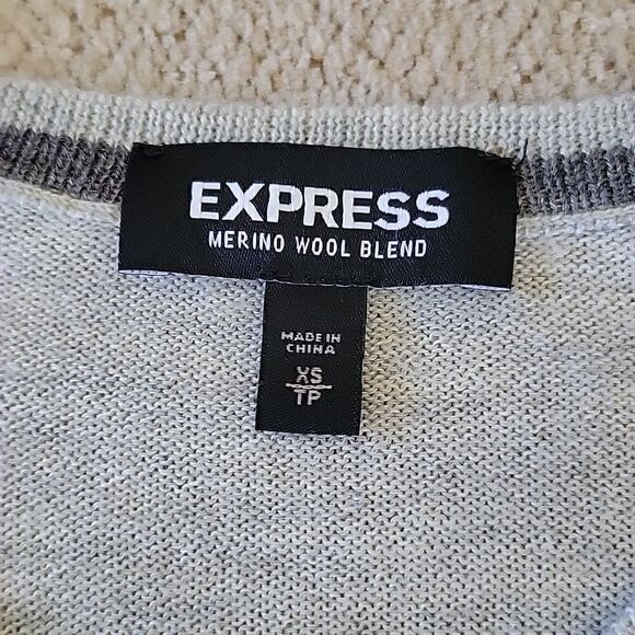 Express Merino Wool Blend Light Heather Gray Long Sleeve Sweater - Size XS - Picture 4 of 15